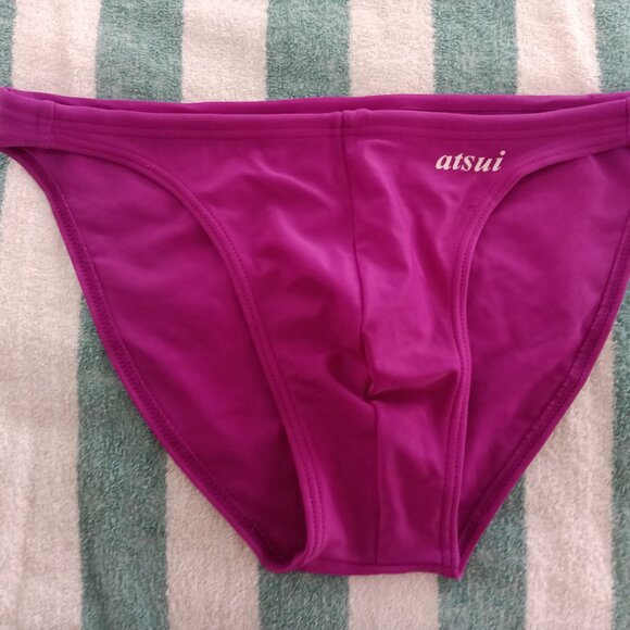 (Pre-Owned) VINTAGE "ATSUI" SWIM BRIEF (*), < 1" SIDES, PLUM, SIZE "S" (30") - Picture 1 of 8